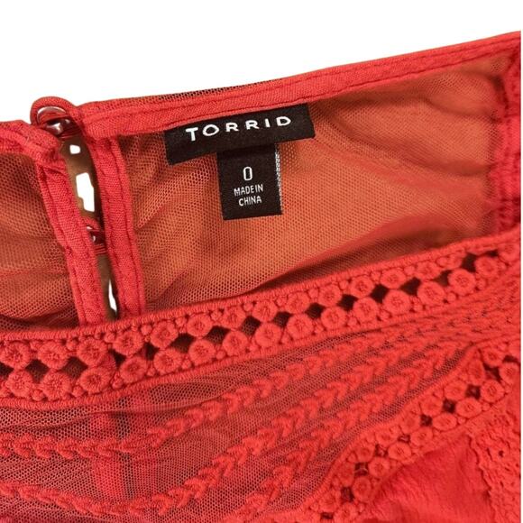 Torrid Embroidered & Crochet Trim Gauze Top – Red (Size 0) - Picture 3 of 3